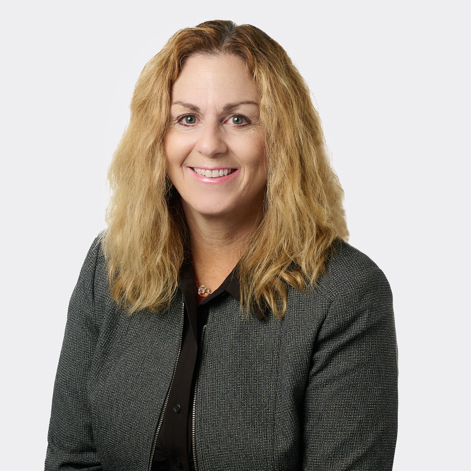 乔安妮·瓦伦特（Joanne Valente）